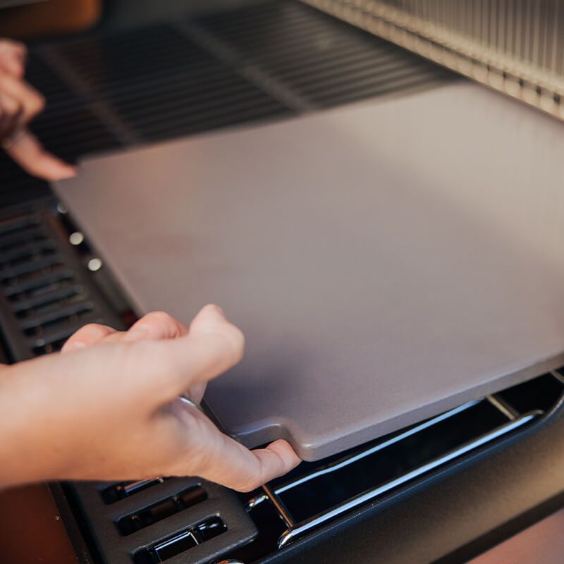 Weber Crafted πέτρινη επιφάνεια για πίτσα